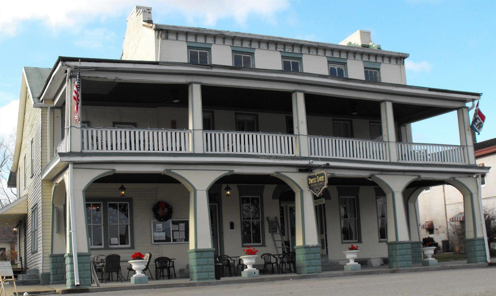 Empire House Hotel Rising Sun Exterior photo